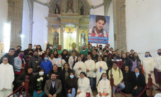 Las reliquias de Carlo Acutis visitaron la Catedral de Azcapotzalco